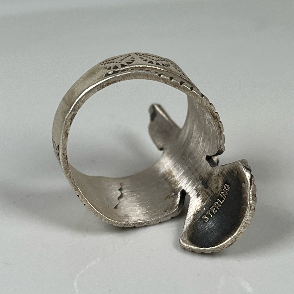 Solid Sterling Silver Southwestern Thunderbird Ring White Buffalo Size 7.75 - Picture 11 of 11